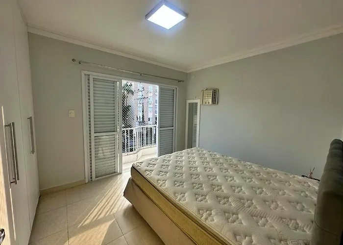 Lindo Apartamento enseada locação Guarujá